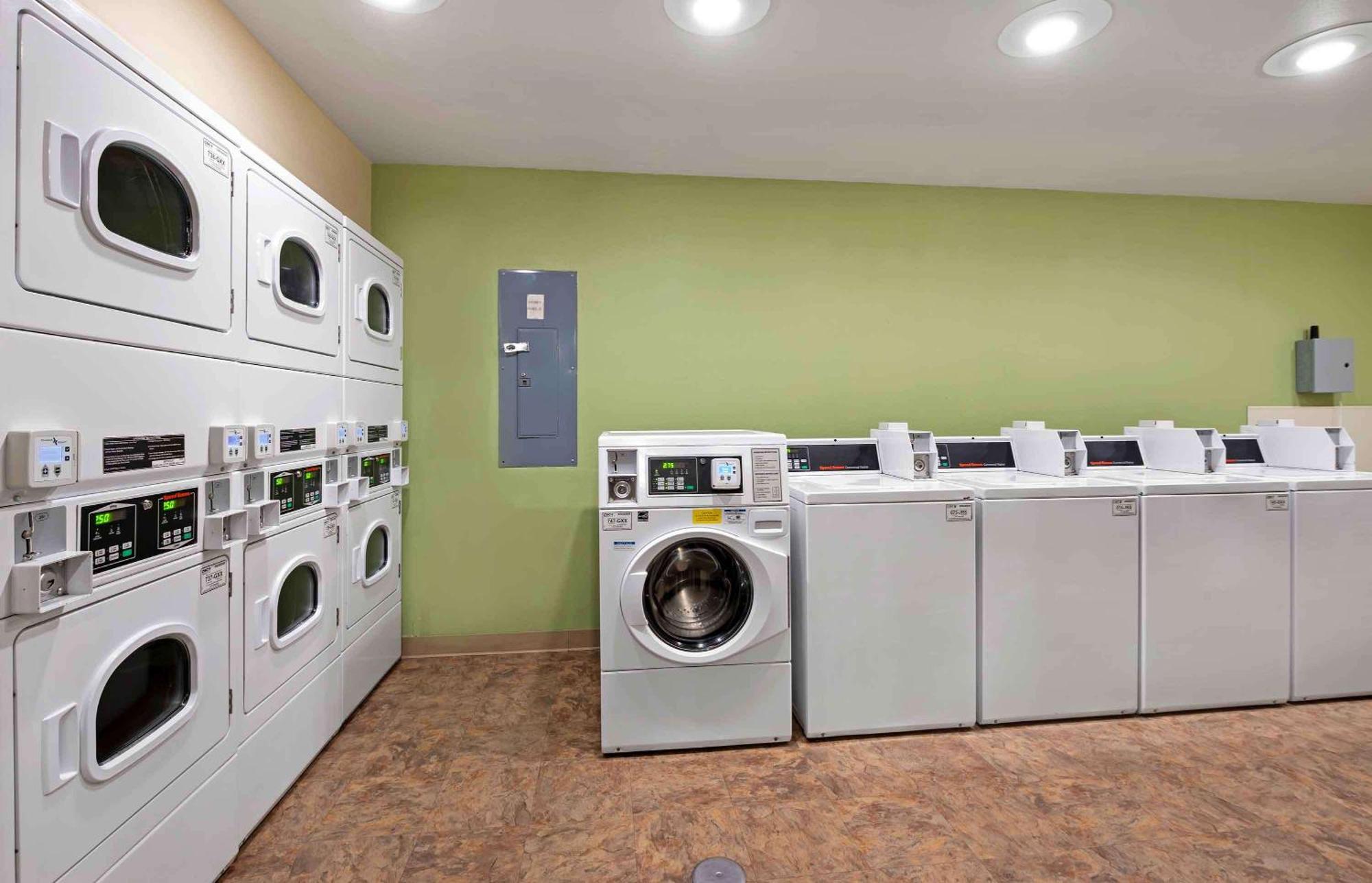 Extended Stay America Select Suites - Cincinnati - Sharonville Bagian luar foto